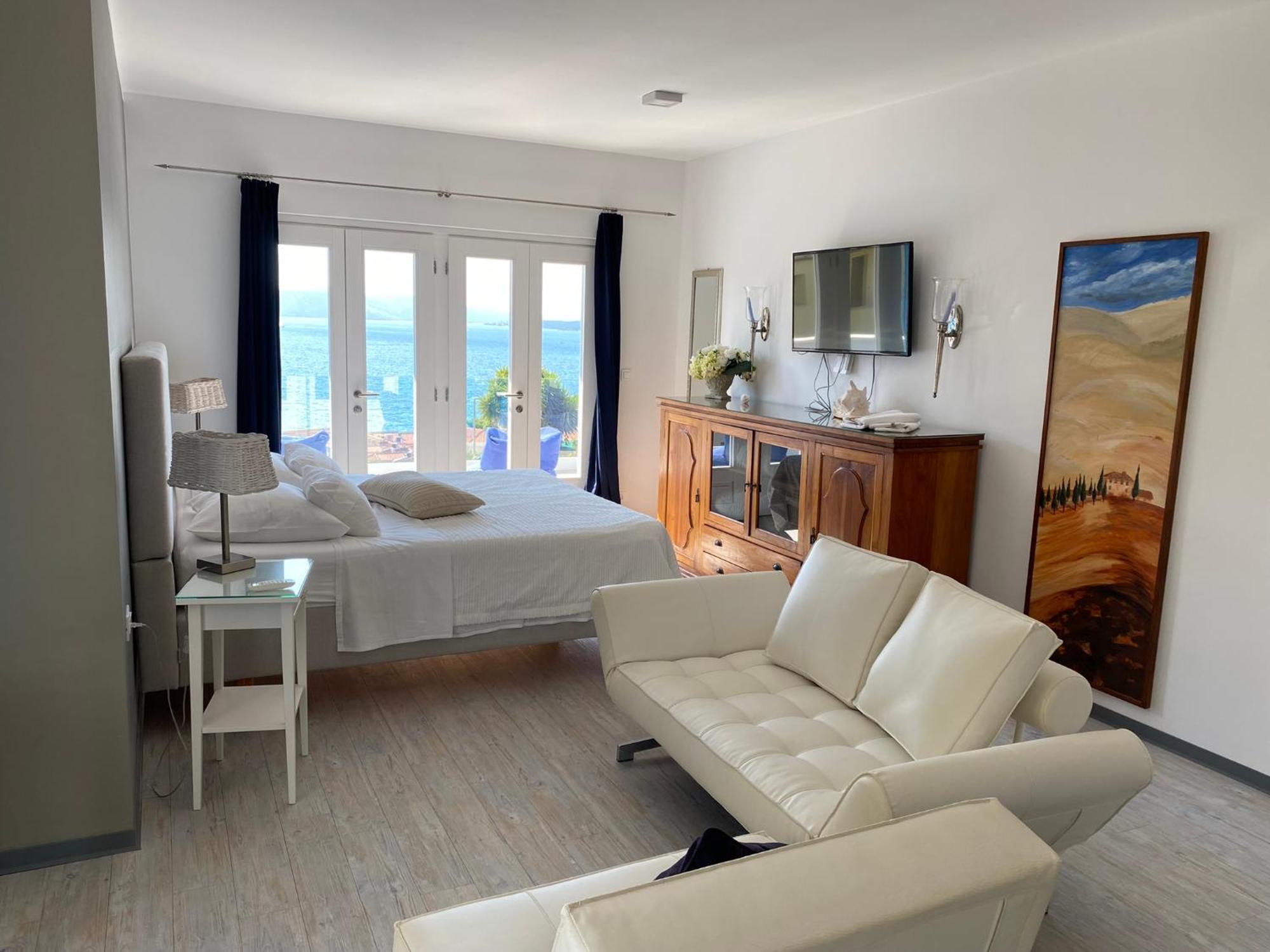 Seaside Villa With Private Pool Home By The Sea - Villa โตรกีร์ ภายนอก รูปภาพ